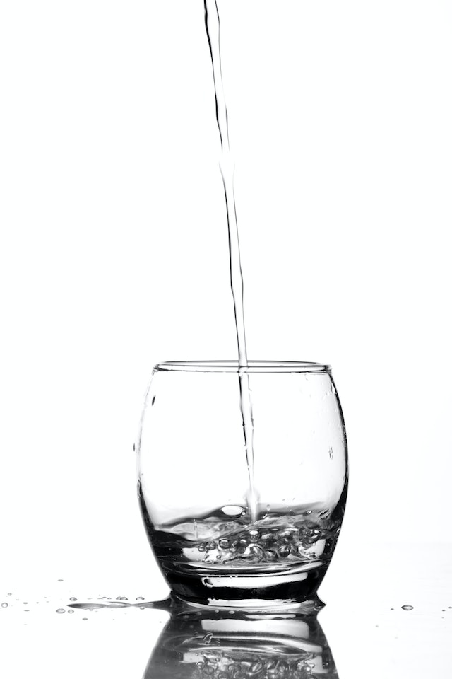 voda sklo
